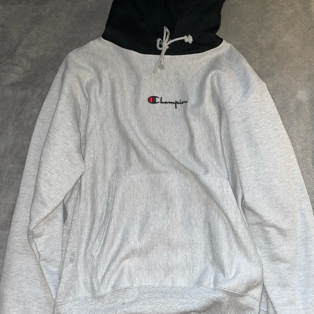 Limited: Champion Hoodie Grey